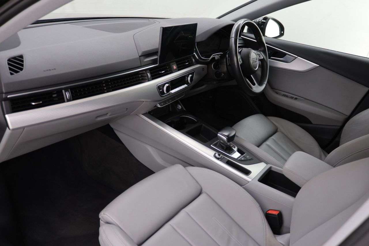 2021 AUDI A4 AVANT 2021 AUDI A4 AVANT