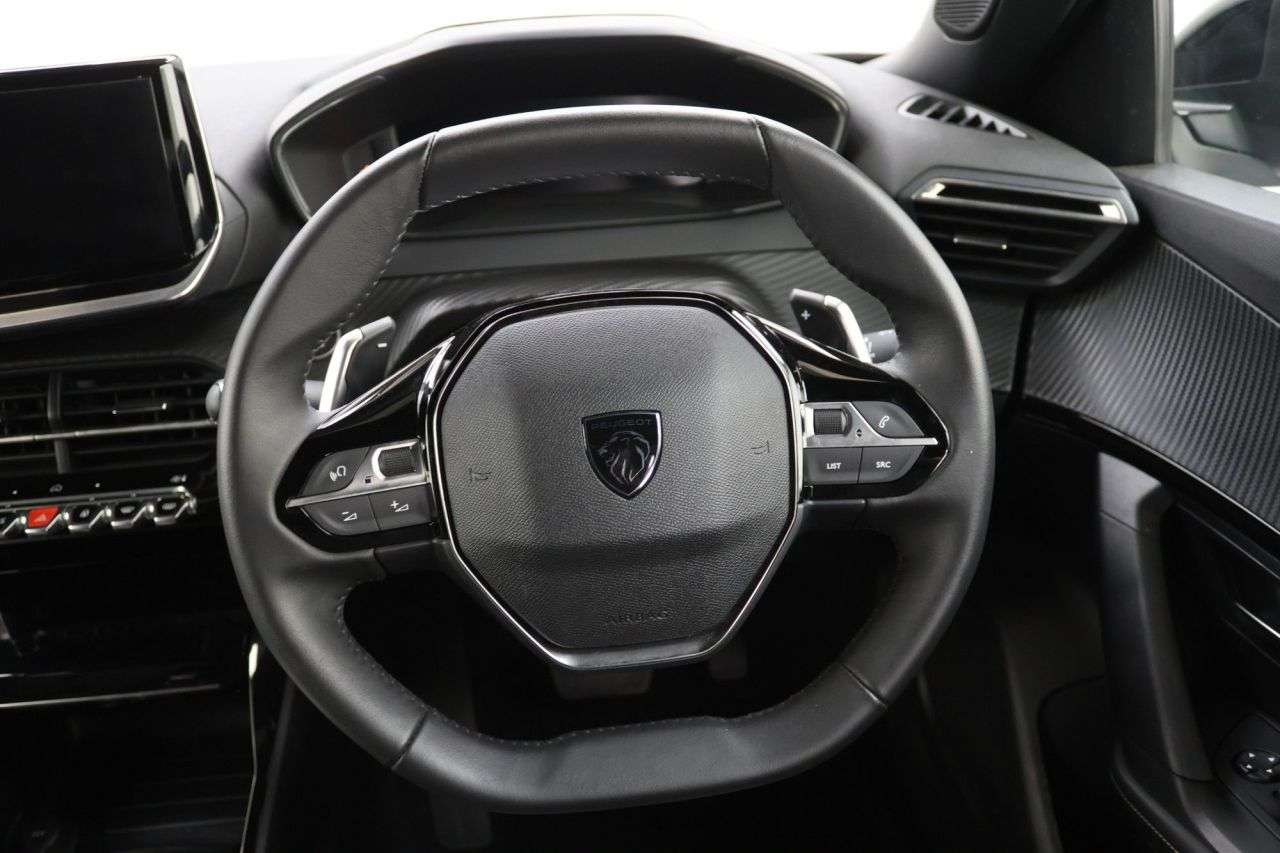2024 PEUGEOT 2008 2024 PEUGEOT 2008