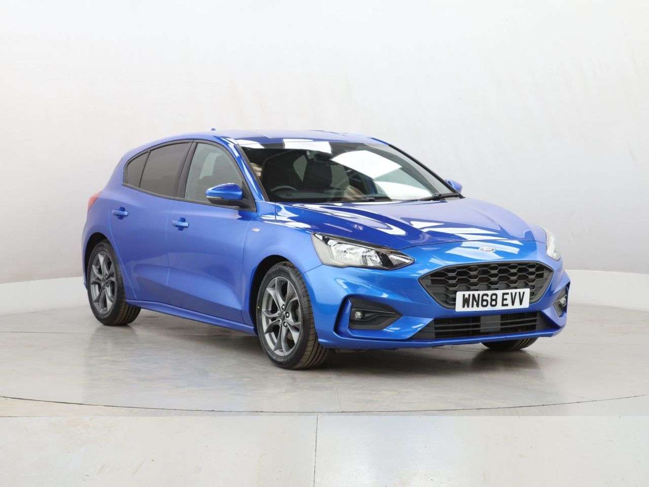 A 2018 FORD FOCUS 1.0T EcoBoost ST-Line Hatchback 5dr Petrol Manual Euro 6 (s/s) (125 ps) A 2018 FORD FOCUS 1.0T EcoBoost ST-Line Hatchback 5dr Petrol Manual Euro 6 (s/s) (125 ps)