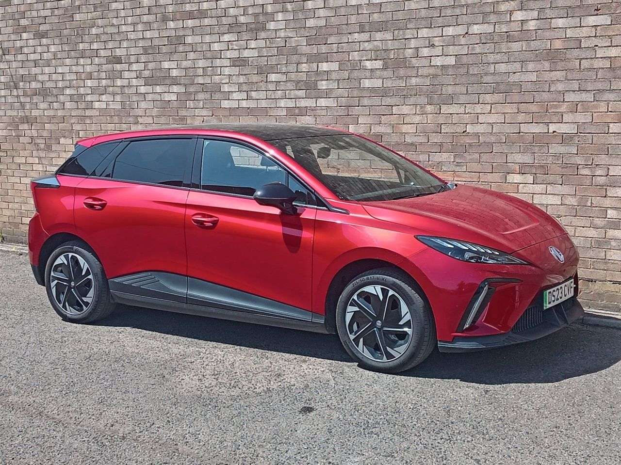 A 2023 MG MG 4 64kWh Trophy Long Range Hatchback 5dr Electric Auto (203 ps) A 2023 MG MG 4 64kWh Trophy Long Range Hatchback 5dr Electric Auto (203 ps)