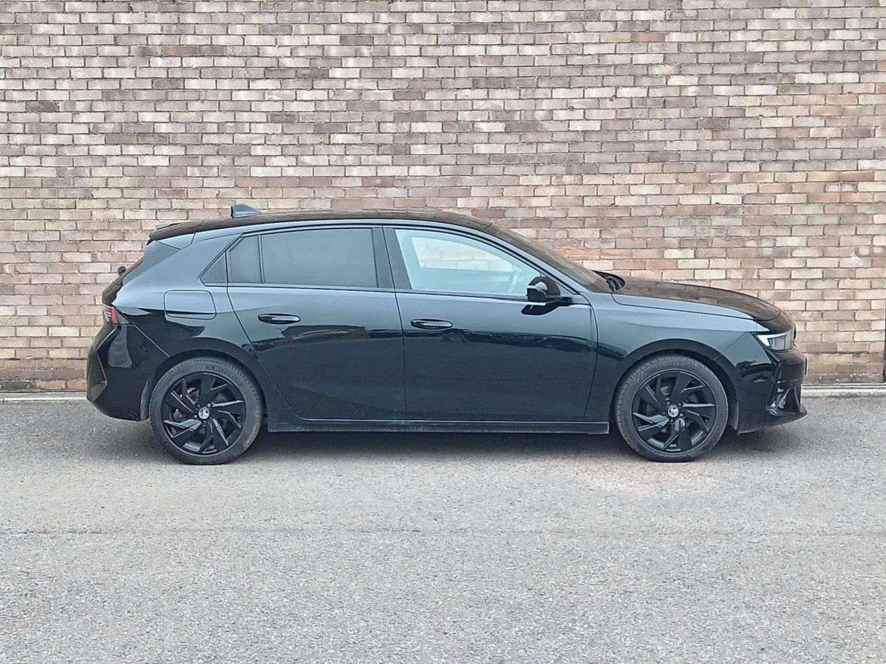 A 2022 VAUXHALL ASTRA 1.2 Turbo GS Line Hatchback 5dr Petrol Manual Euro 6 (s/s) (130 ps) A 2022 VAUXHALL ASTRA 1.2 Turbo GS Line Hatchback 5dr Petrol Manual Euro 6 (s/s) (130 ps)