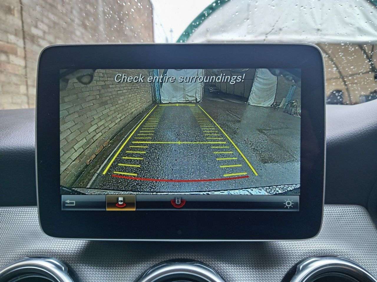 A 2020 MERCEDES-BENZ GLA CLASS 1.6 GLA180 GPF Urban Edition SUV 5dr Petrol 7G-DCT Euro 6 (s/s) (122 ps) A 2020 MERCEDES-BENZ GLA CLASS 1.6 GLA180 GPF Urban Edition SUV 5dr Petrol 7G-DCT Euro 6 (s/s) (122 ps)