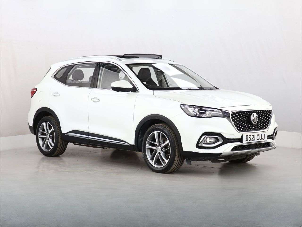 A 2021 MG MG HS 1.5 T-GDI 16.6kWh Exclusive SUV 5dr Petrol Plug-in Hybrid Auto Euro 6 (s/s) A 2021 MG MG HS 1.5 T-GDI 16.6kWh Exclusive SUV 5dr Petrol Plug-in Hybrid Auto Euro 6 (s/s)