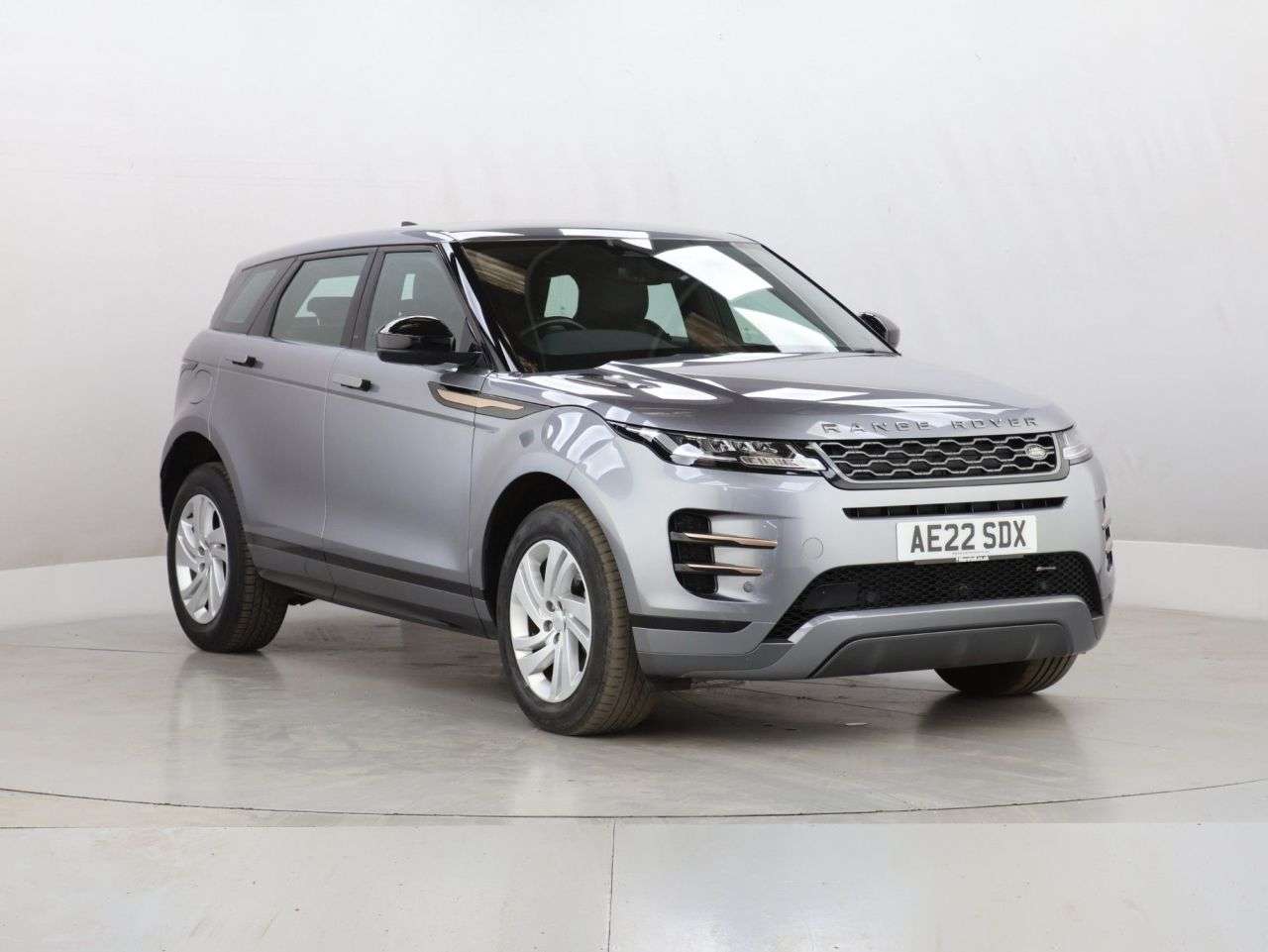 A 2022 LAND ROVER RANGE ROVER EVOQUE 2.0 D165 R-Dynamic S SUV 5dr Diesel Manual FWD Euro 6 (s/s) (163 ps) A 2022 LAND ROVER RANGE ROVER EVOQUE 2.0 D165 R-Dynamic S SUV 5dr Diesel Manual FWD Euro 6 (s/s) (163 ps)
