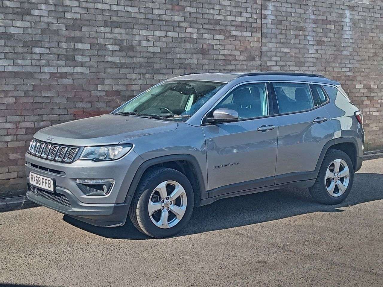 A 2018 JEEP COMPASS 1.4T MultiAirII Longitude SUV 5dr Petrol Manual Euro 6 (s/s) (140 ps) A 2018 JEEP COMPASS 1.4T MultiAirII Longitude SUV 5dr Petrol Manual Euro 6 (s/s) (140 ps)