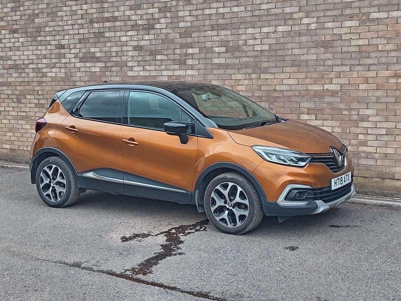 A 2019 RENAULT CAPTUR 1.5 dCi ENERGY GT Line SUV 5dr Diesel Manual Euro 6 (s/s) (90 ps) A 2019 RENAULT CAPTUR 1.5 dCi ENERGY GT Line SUV 5dr Diesel Manual Euro 6 (s/s) (90 ps)