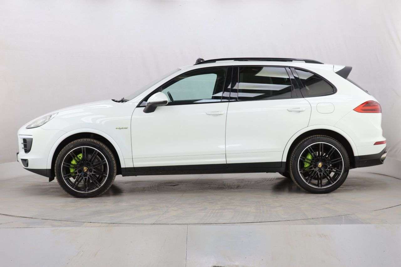 2017 PORSCHE CAYENNE 2017 PORSCHE CAYENNE