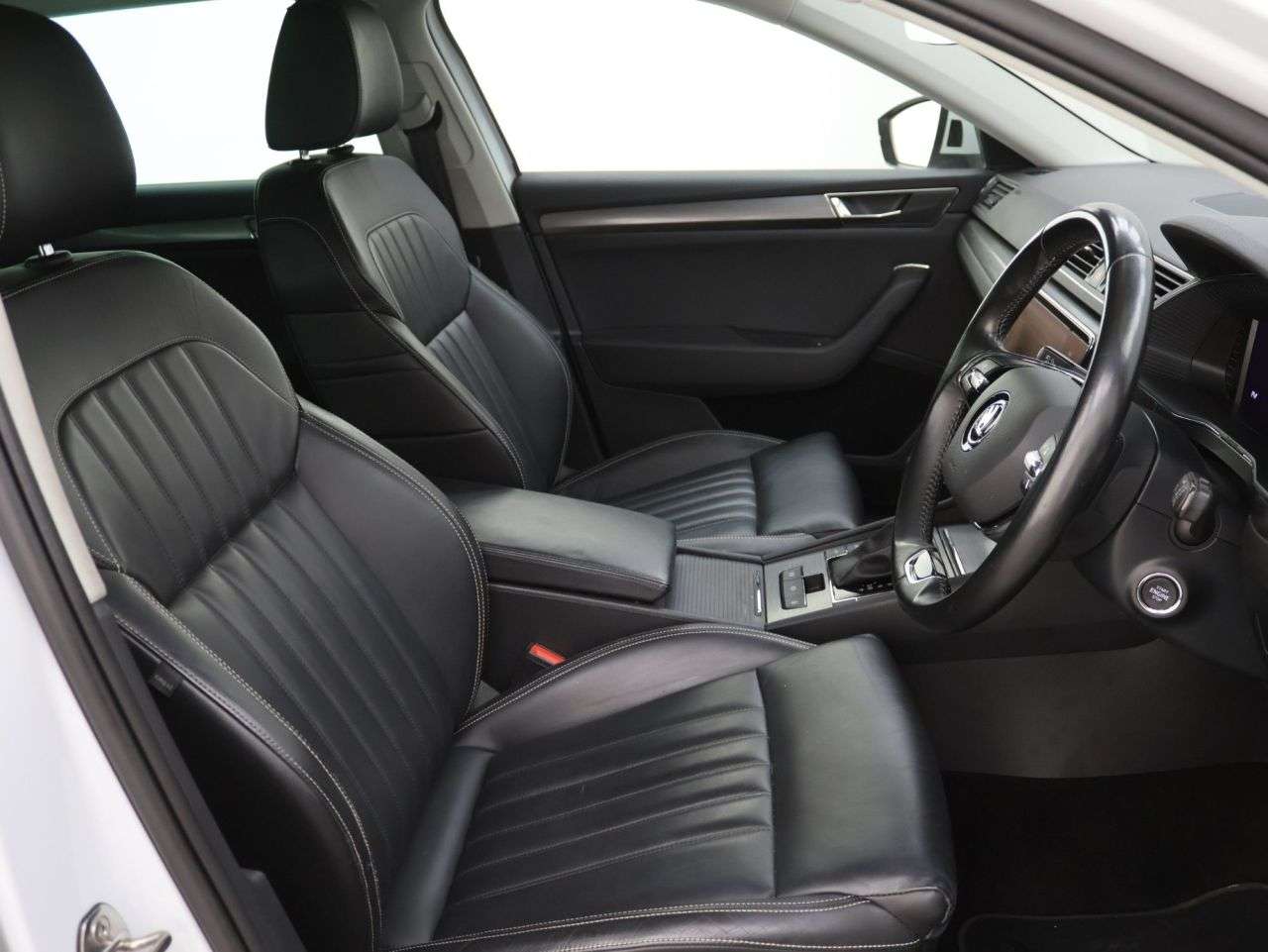 2021 SKODA SUPERB 2021 SKODA SUPERB