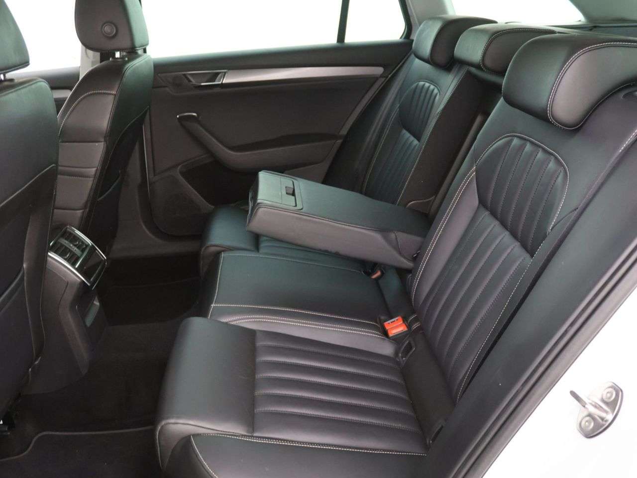 2021 SKODA SUPERB 2021 SKODA SUPERB