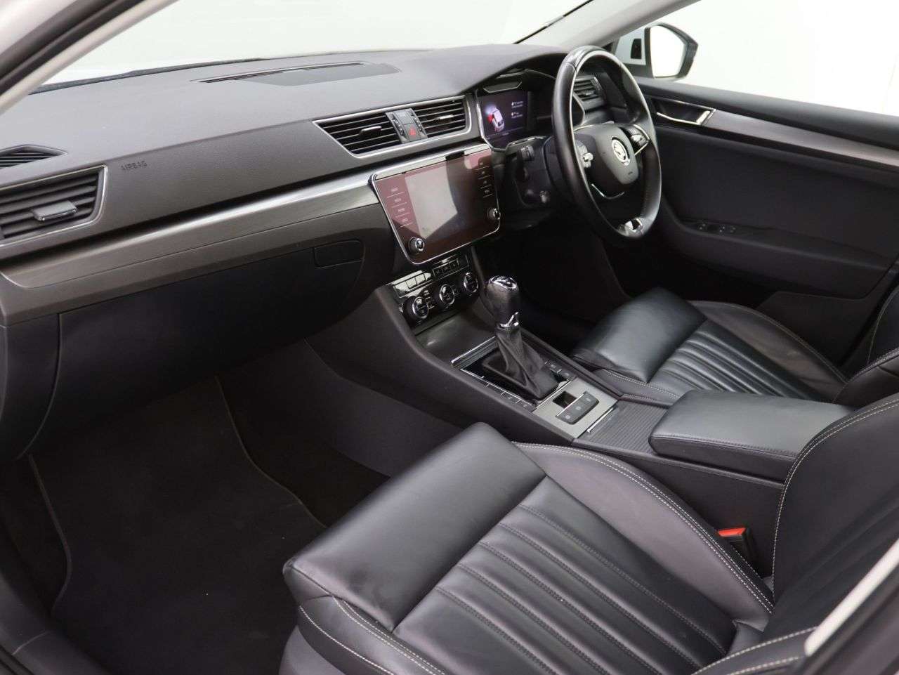 2021 SKODA SUPERB 2021 SKODA SUPERB