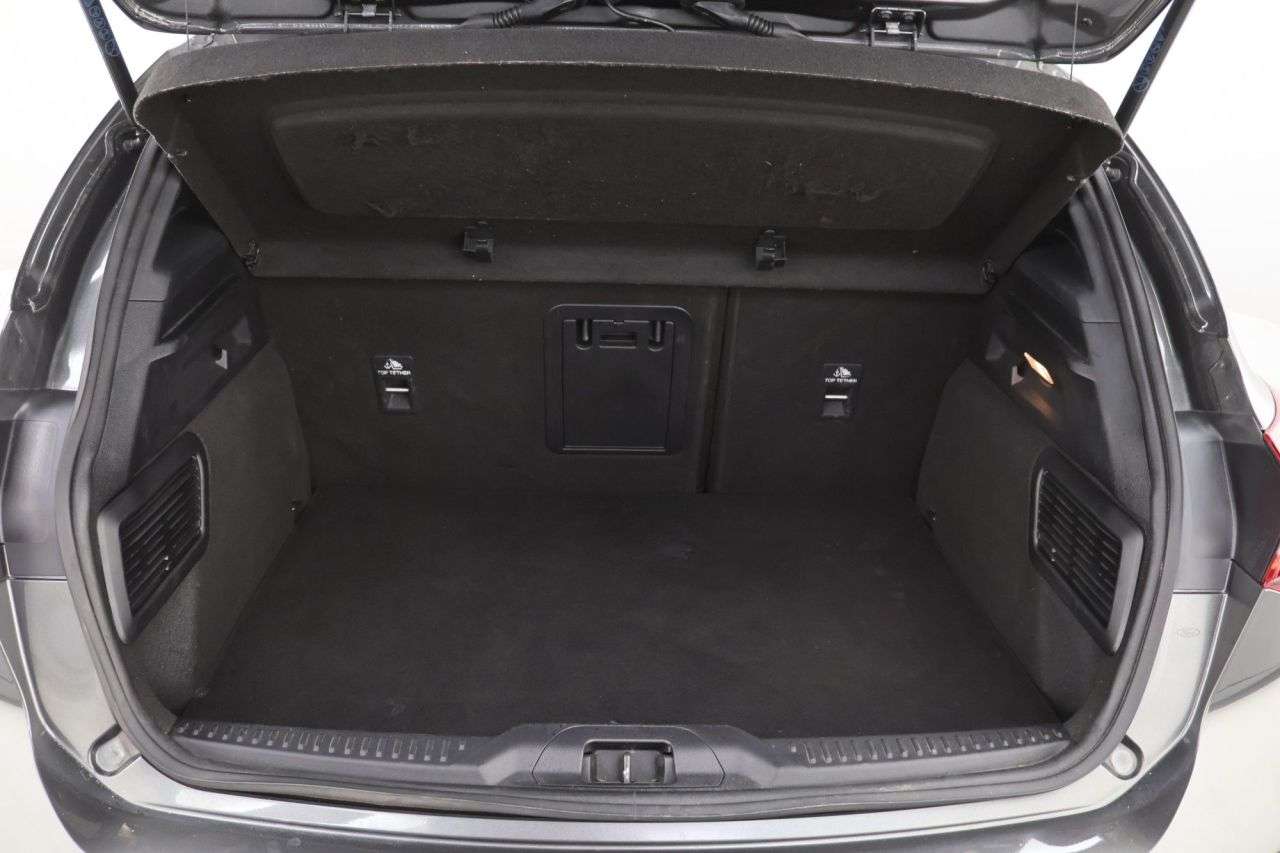 2024 FORD FOCUS 2024 FORD FOCUS
