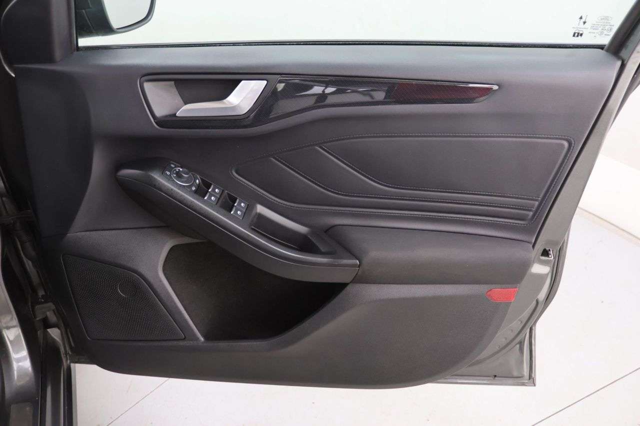 2024 FORD FOCUS 2024 FORD FOCUS