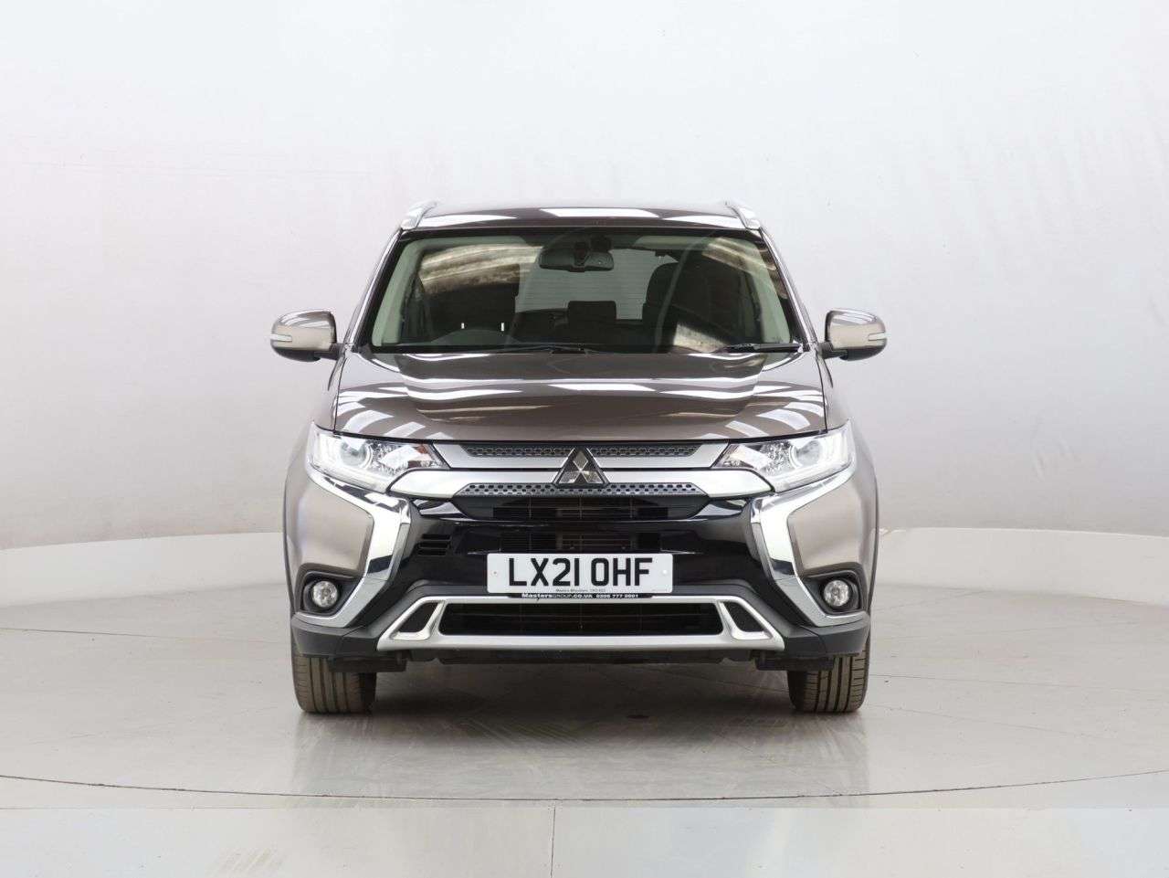 A 2021 MITSUBISHI OUTLANDER 2.0 MIVEC Design SUV 5dr Petrol CVT 4WD Euro 6 (s/s) (150 ps) A 2021 MITSUBISHI OUTLANDER 2.0 MIVEC Design SUV 5dr Petrol CVT 4WD Euro 6 (s/s) (150 ps)