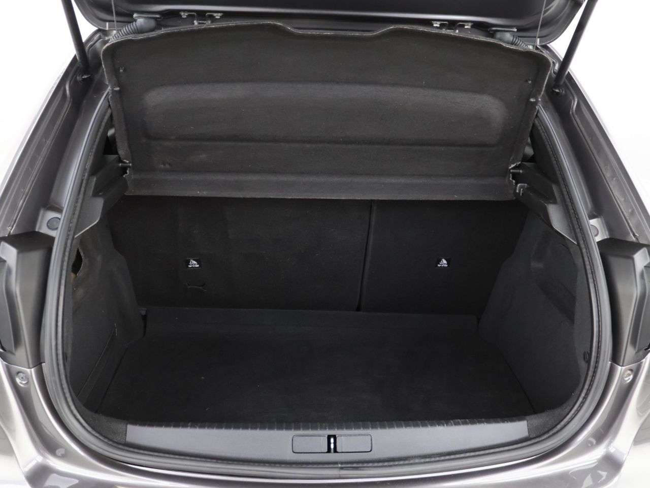2023 PEUGEOT 208 2023 PEUGEOT 208