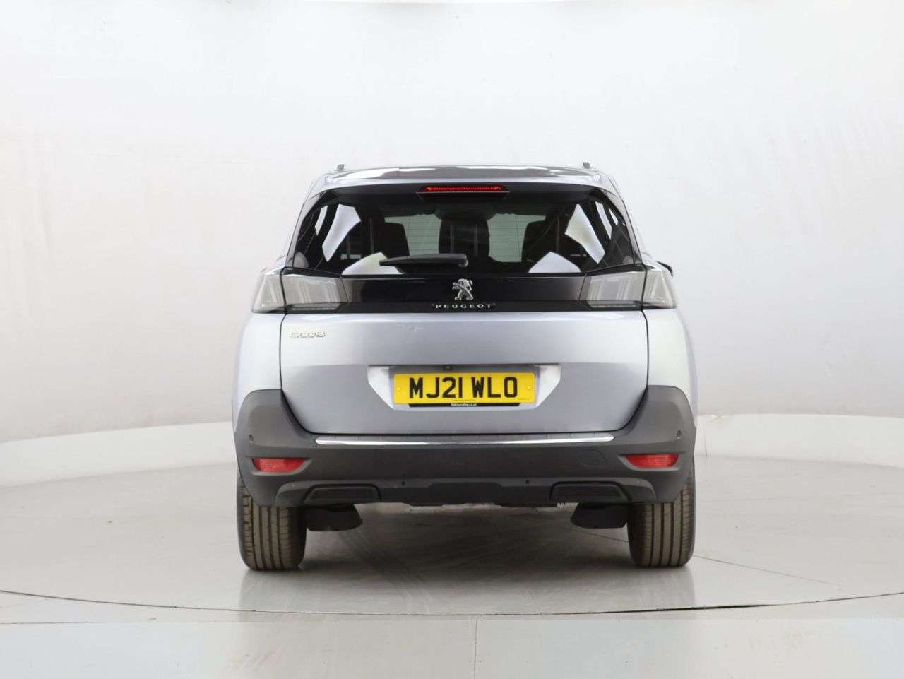 2021 PEUGEOT 5008 2021 PEUGEOT 5008