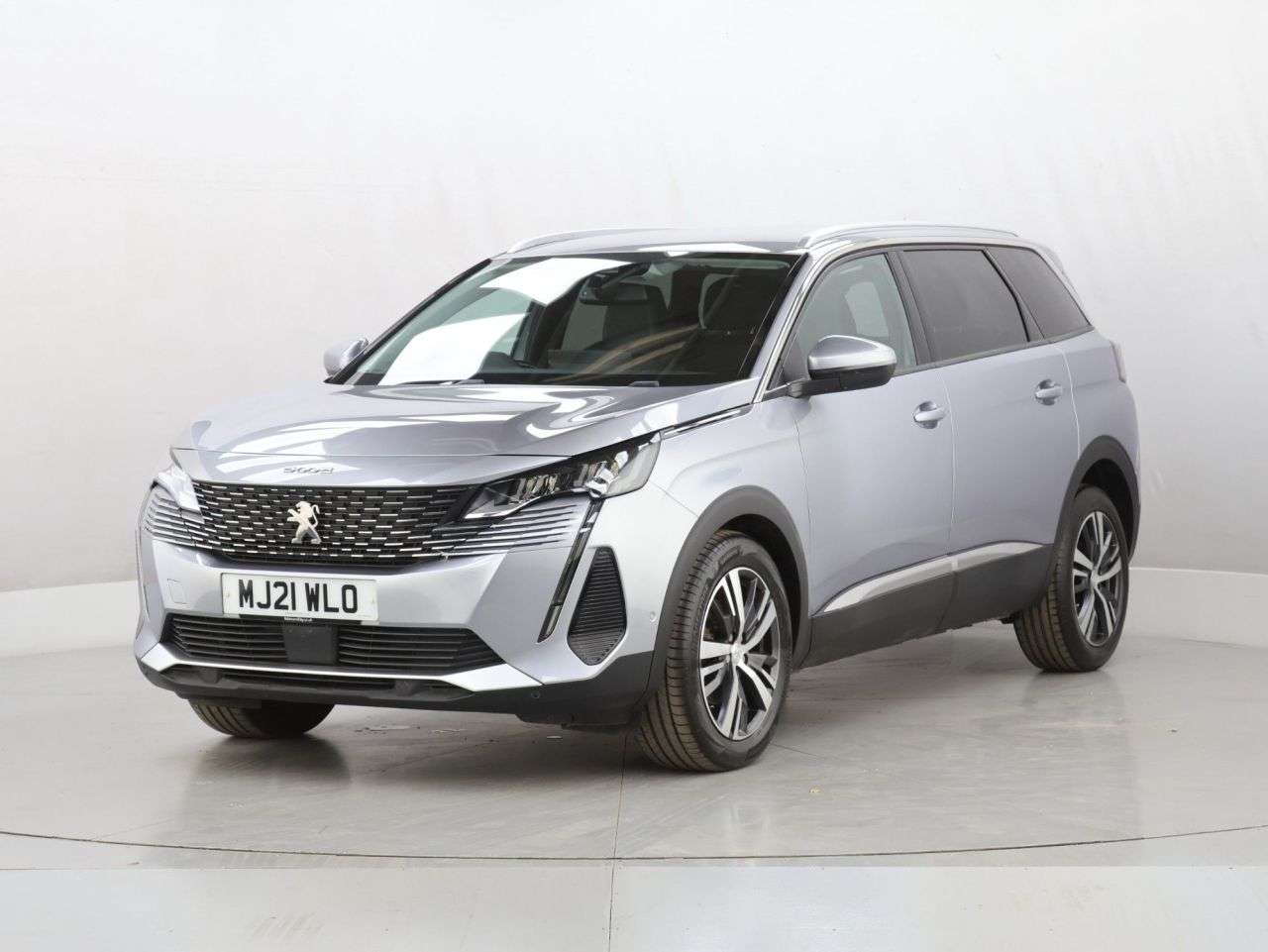 2021 PEUGEOT 5008 2021 PEUGEOT 5008