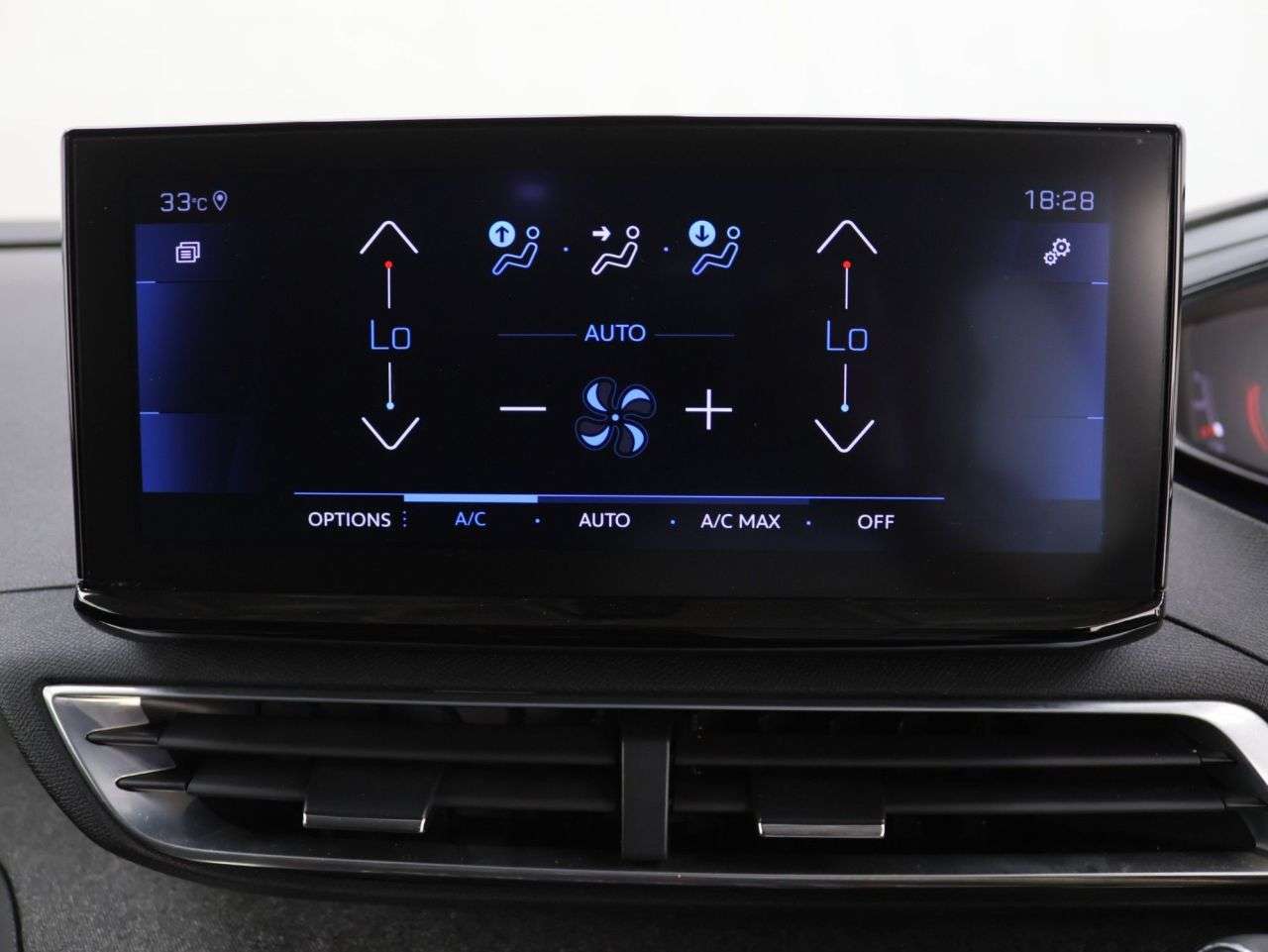 2021 PEUGEOT 5008 2021 PEUGEOT 5008