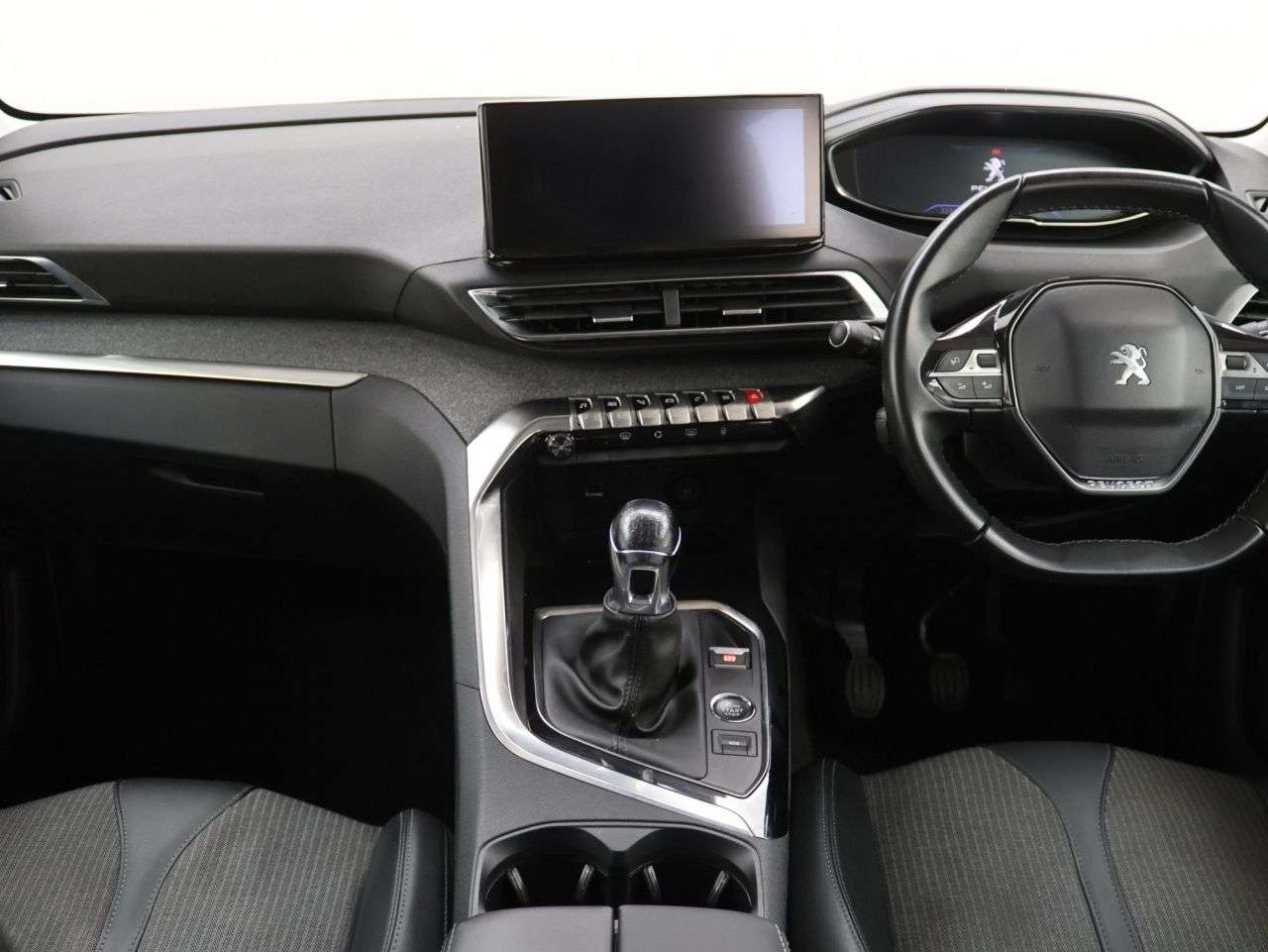 2021 PEUGEOT 5008 2021 PEUGEOT 5008