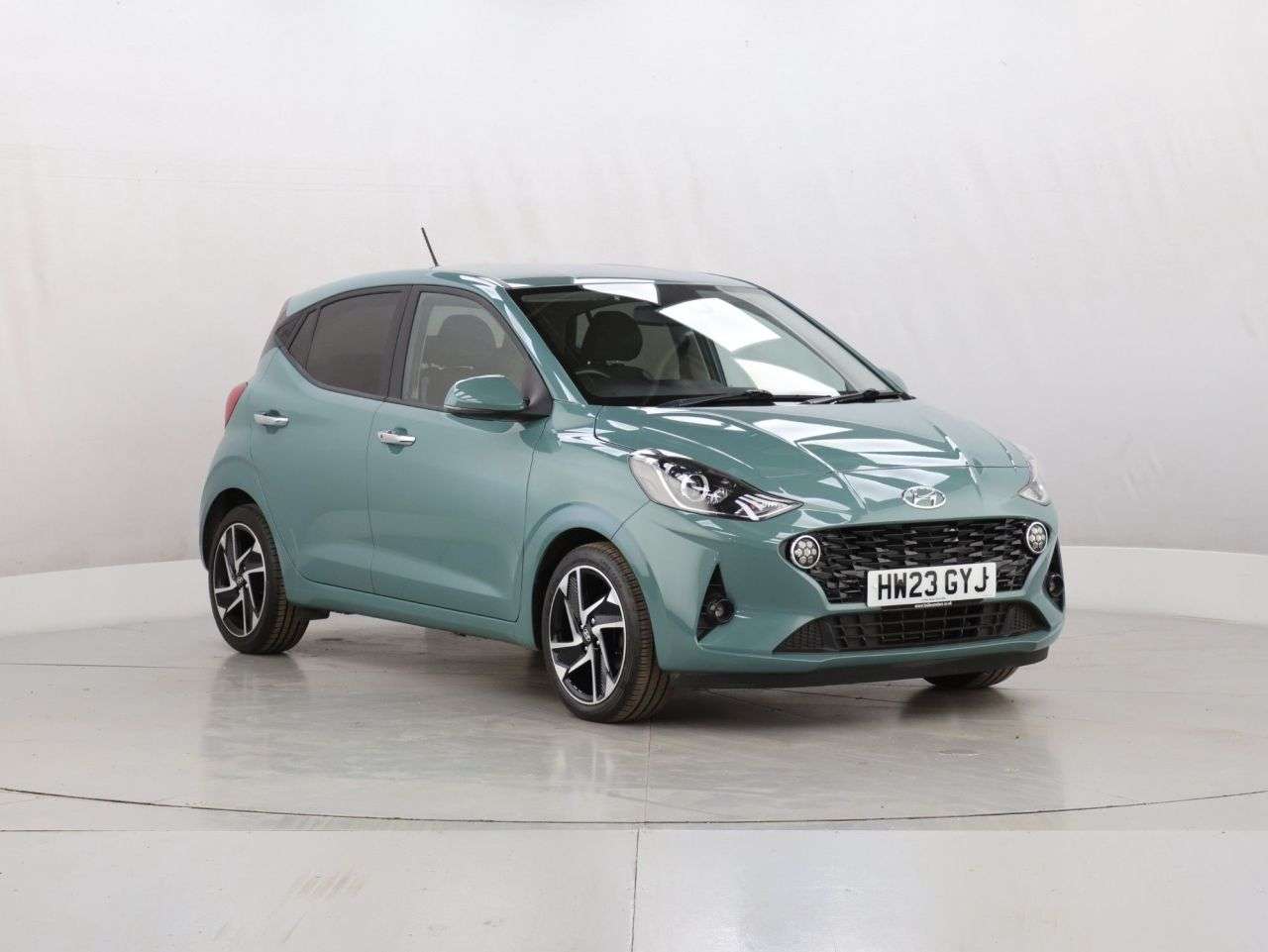 A 2023 HYUNDAI I10 1.2 Premium Hatchback 5dr Petrol Manual Euro 6 (s/s) (84 ps) A 2023 HYUNDAI I10 1.2 Premium Hatchback 5dr Petrol Manual Euro 6 (s/s) (84 ps)