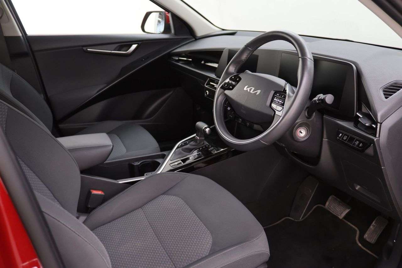 2023 KIA NIRO 2023 KIA NIRO