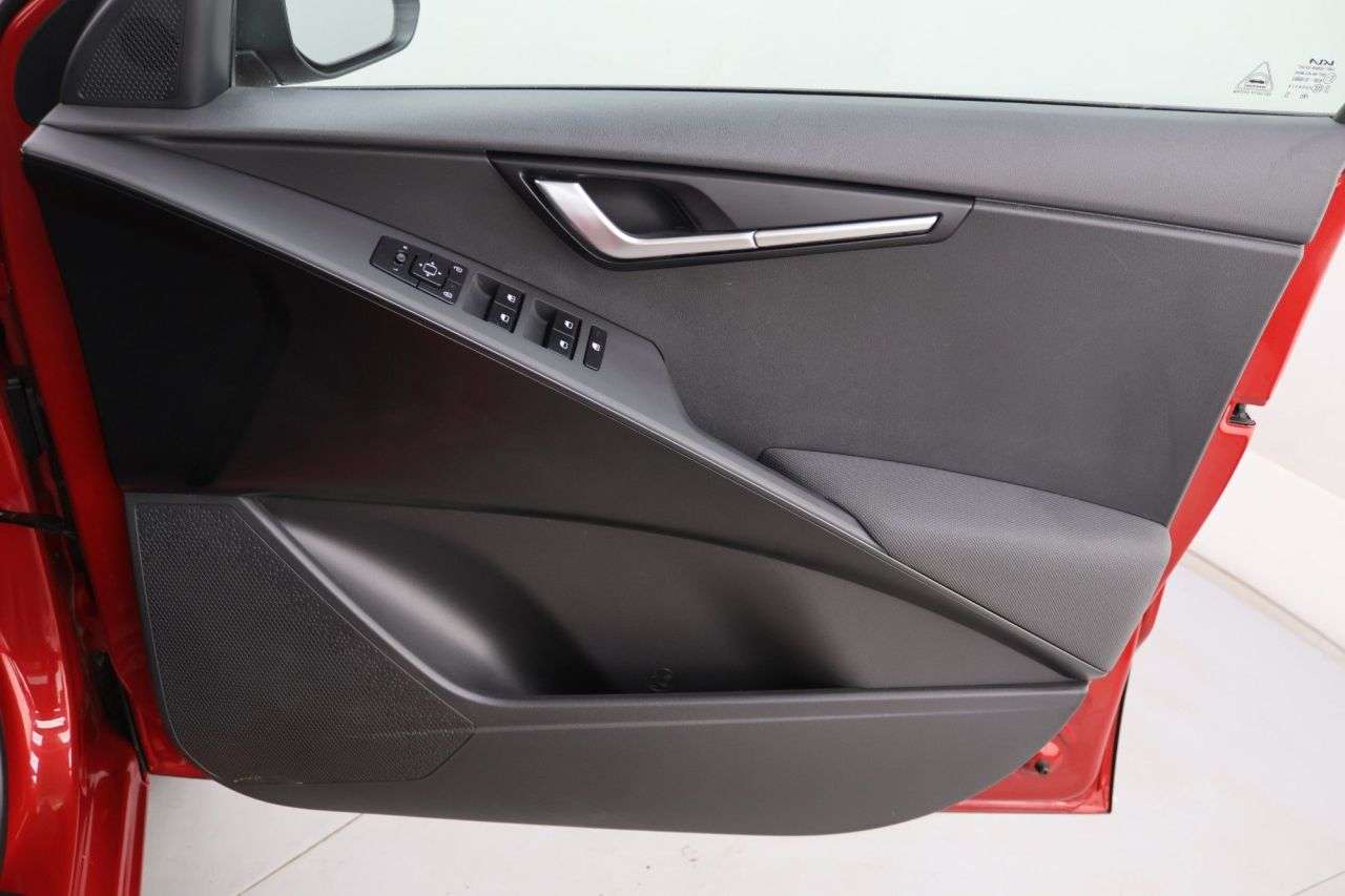 2023 KIA NIRO 2023 KIA NIRO