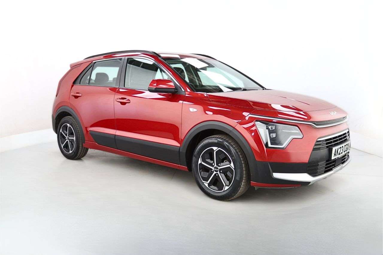 A 2023 KIA NIRO 1.6h GDi 2 SUV 5dr Petrol Hybrid DCT Euro 6 (s/s) (139 bhp) A 2023 KIA NIRO 1.6h GDi 2 SUV 5dr Petrol Hybrid DCT Euro 6 (s/s) (139 bhp)