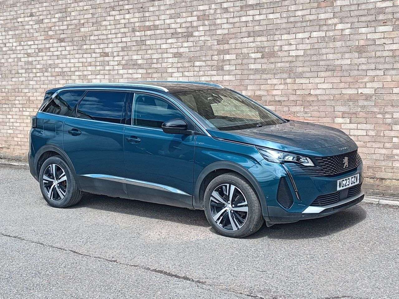 A 2023 PEUGEOT 5008 1.5 BlueHDi GT SUV 5dr Diesel EAT Euro 6 (s/s) (130 ps) A 2023 PEUGEOT 5008 1.5 BlueHDi GT SUV 5dr Diesel EAT Euro 6 (s/s) (130 ps)
