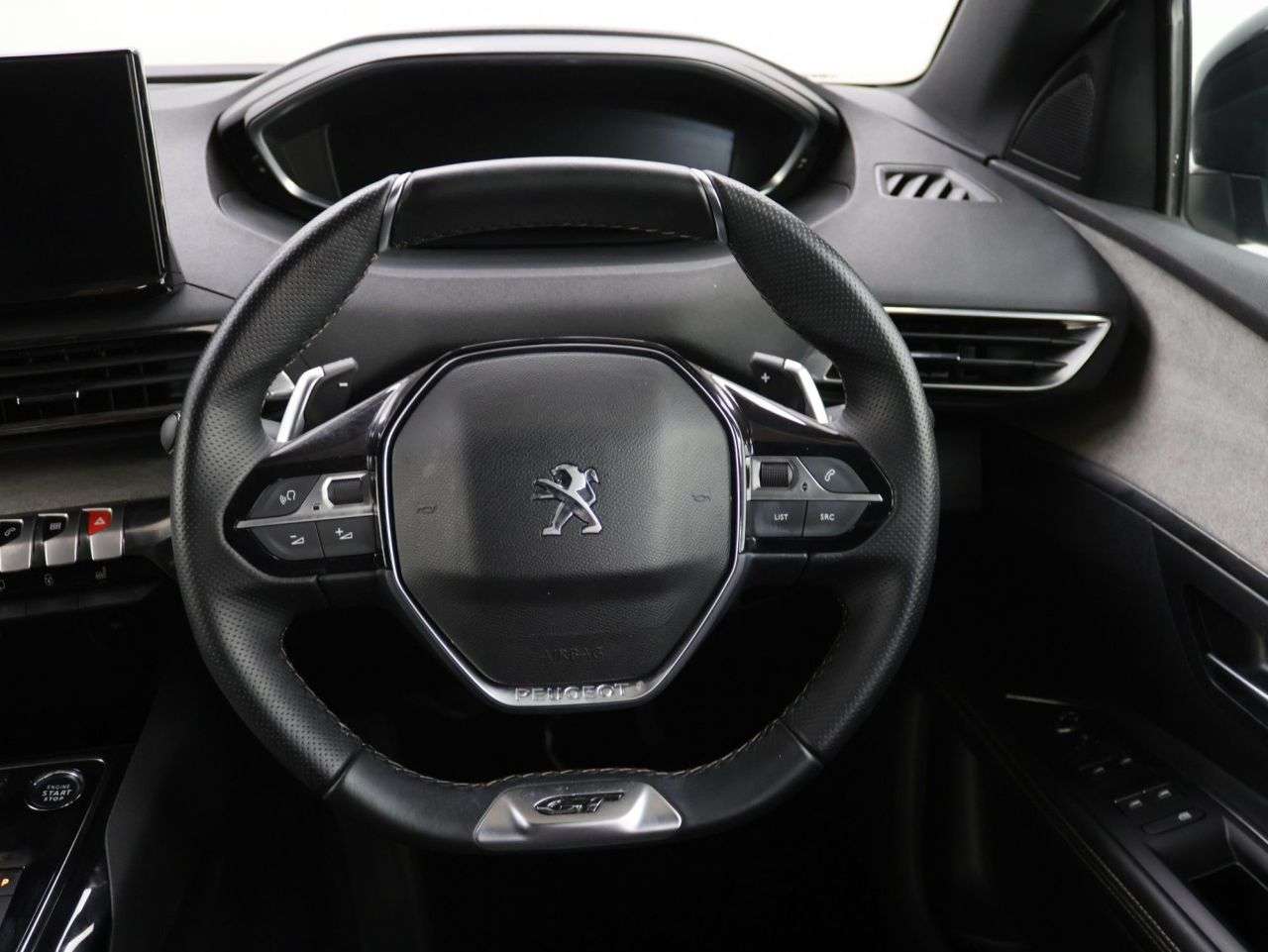 2023 PEUGEOT 5008 2023 PEUGEOT 5008