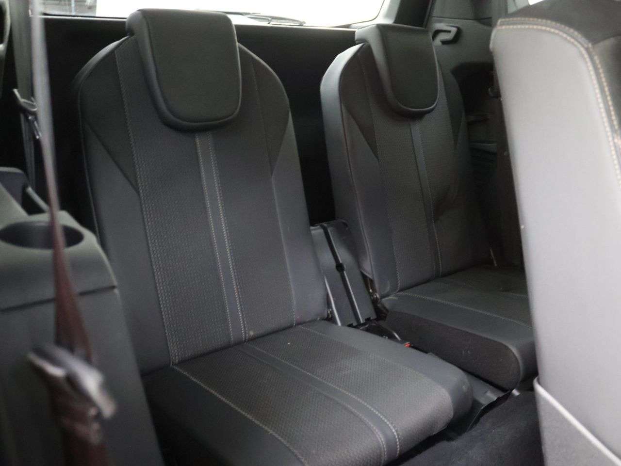 2023 PEUGEOT 5008 2023 PEUGEOT 5008