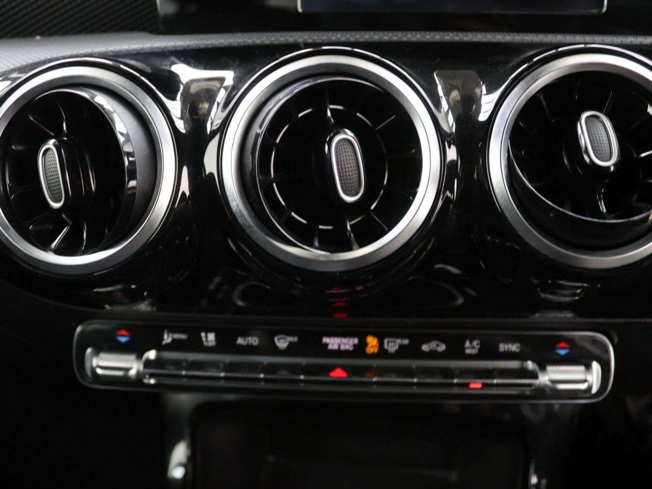 2020 MERCEDES-BENZ A CLASS 2020 MERCEDES-BENZ A CLASS