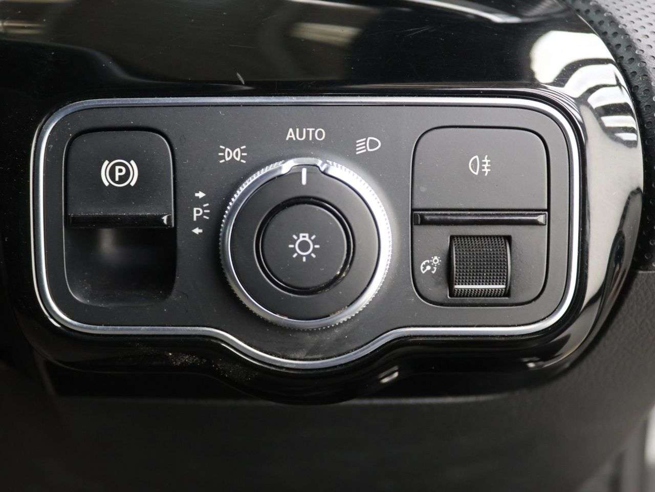 2020 MERCEDES-BENZ A CLASS 2020 MERCEDES-BENZ A CLASS