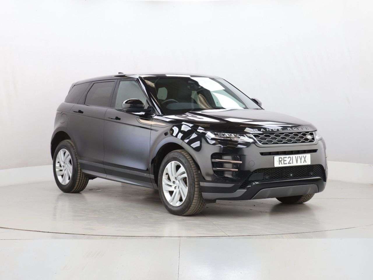 A 2021 LAND ROVER RANGE ROVER EVOQUE 2.0 D165 R-Dynamic S SUV 5dr Diesel Manual FWD Euro 6 (s/s) (163 ps) A 2021 LAND ROVER RANGE ROVER EVOQUE 2.0 D165 R-Dynamic S SUV 5dr Diesel Manual FWD Euro 6 (s/s) (163 ps)