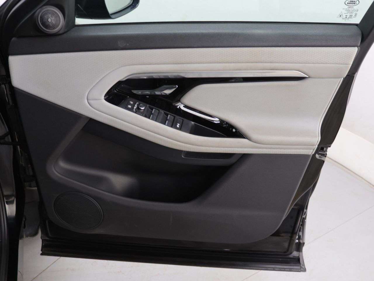 2021 LAND ROVER RANGE ROVER EVOQUE 2021 LAND ROVER RANGE ROVER EVOQUE