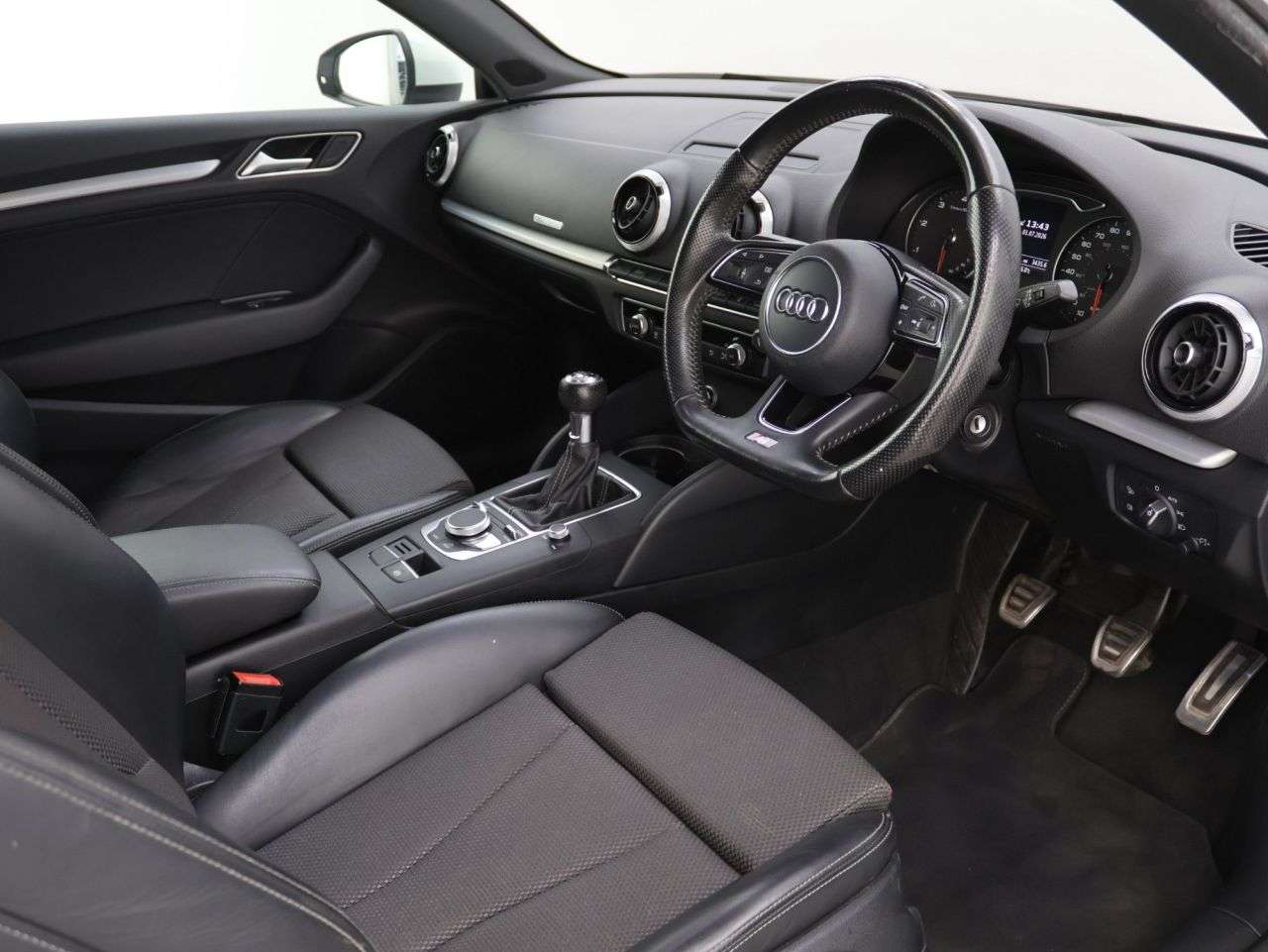 2016 AUDI A3 2016 AUDI A3