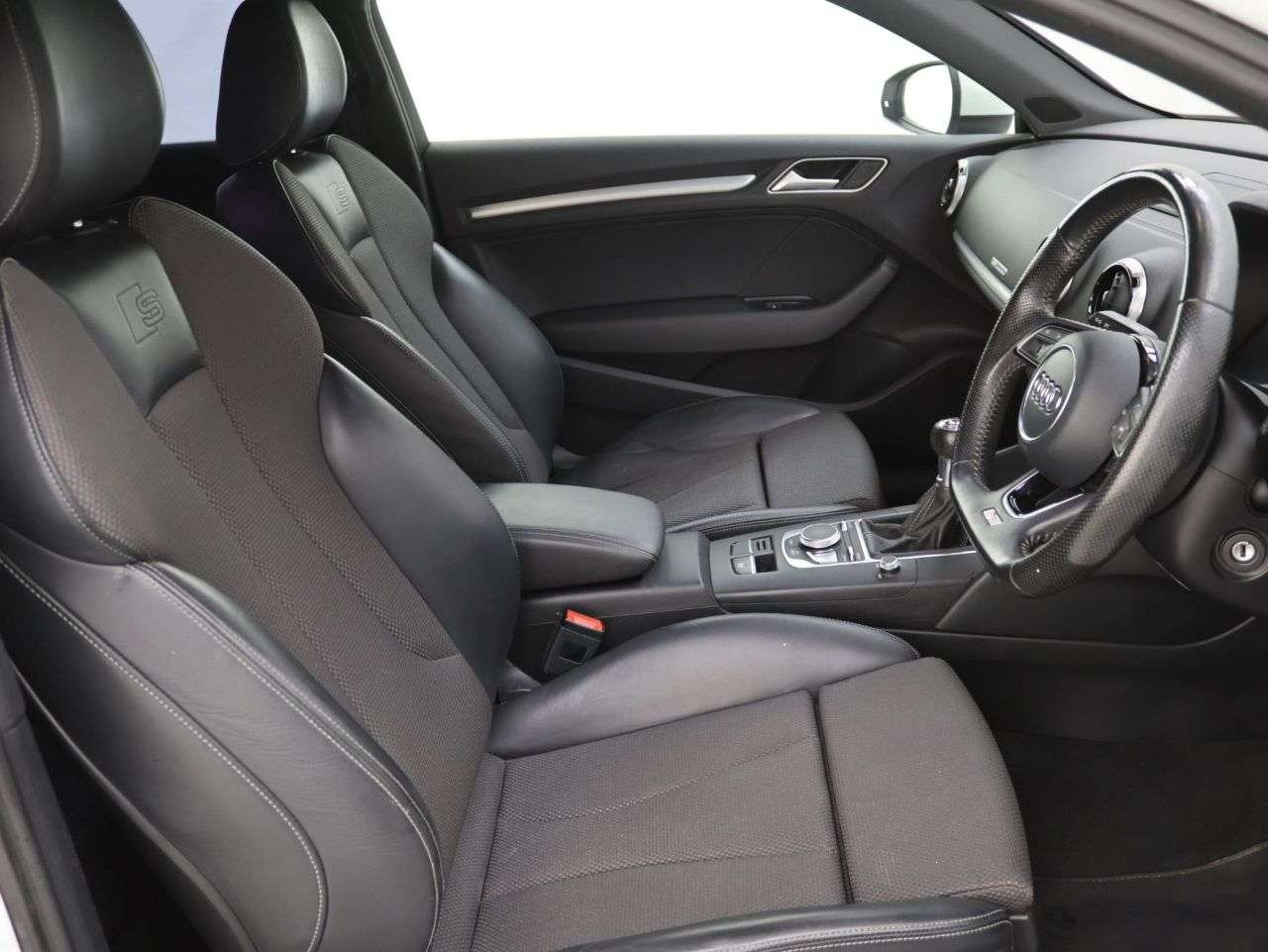 2016 AUDI A3 2016 AUDI A3