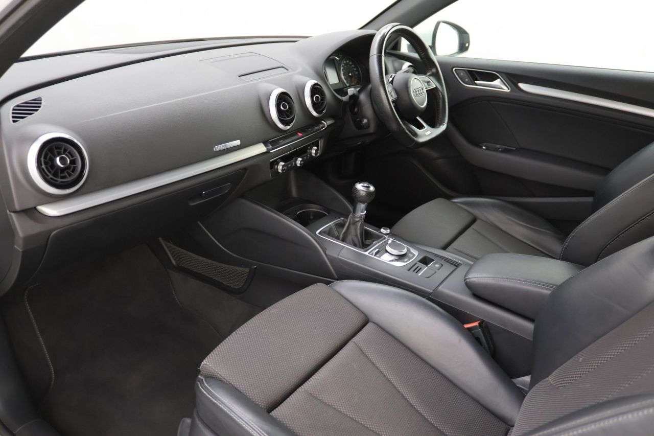 2016 AUDI A3 2016 AUDI A3