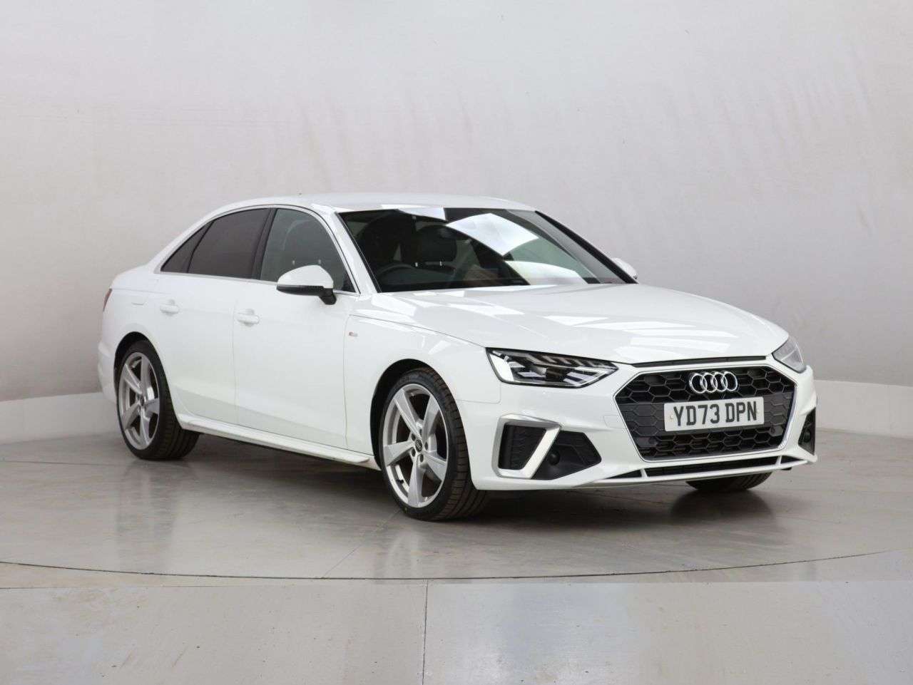 A 2023 AUDI A4 2.0 TFSI 35 S line Saloon 4dr Petrol S Tronic Euro 6 (s/s) (150 ps) A 2023 AUDI A4 2.0 TFSI 35 S line Saloon 4dr Petrol S Tronic Euro 6 (s/s) (150 ps)