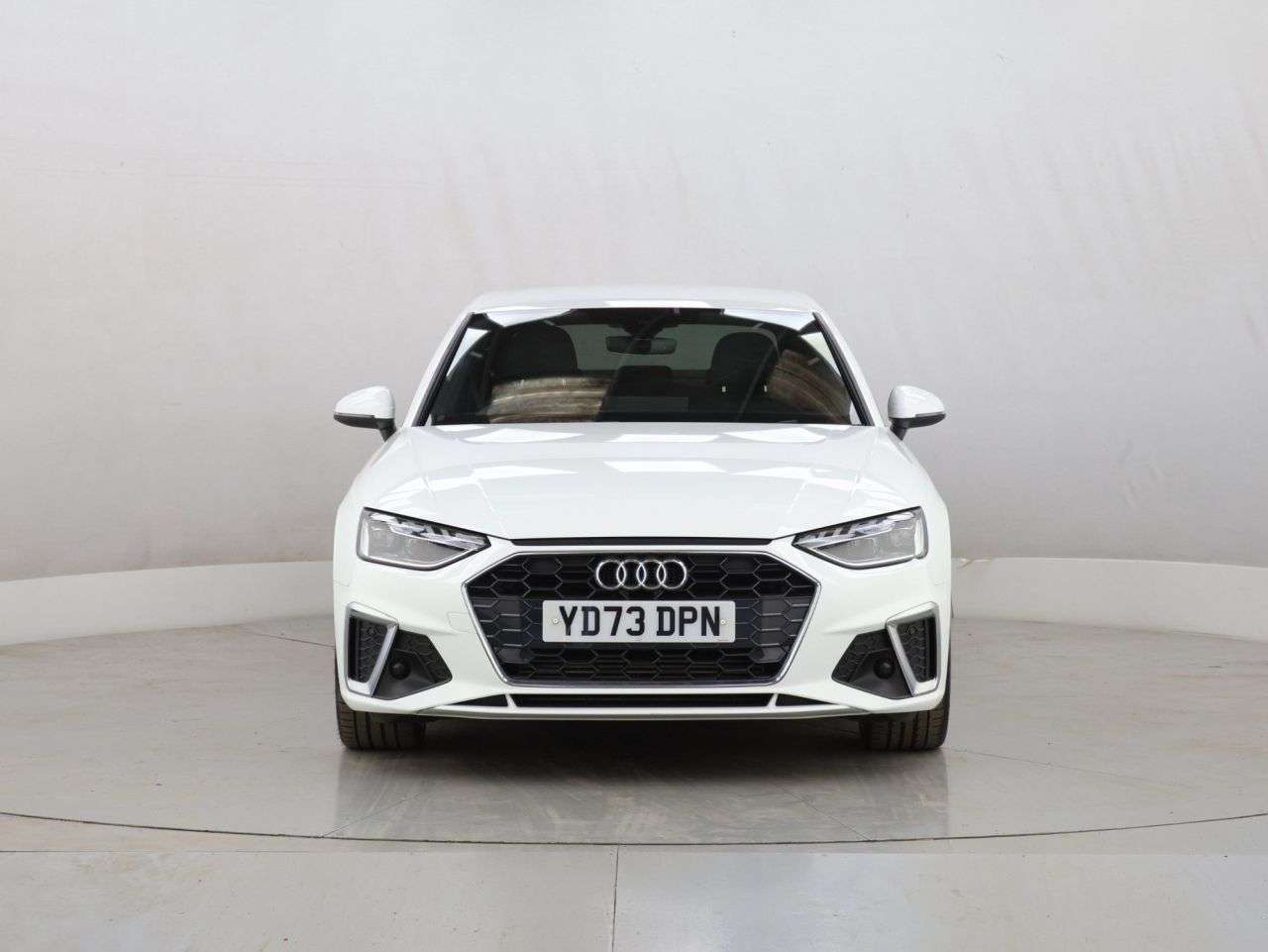 A 2023 AUDI A4 2.0 TFSI 35 S line Saloon 4dr Petrol S Tronic Euro 6 (s/s) (150 ps) A 2023 AUDI A4 2.0 TFSI 35 S line Saloon 4dr Petrol S Tronic Euro 6 (s/s) (150 ps)