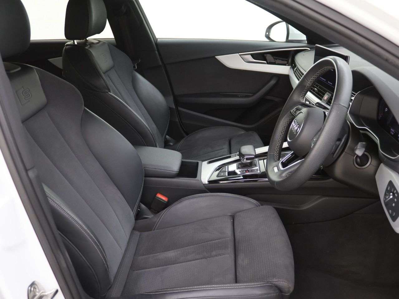 2023 AUDI A4 2023 AUDI A4