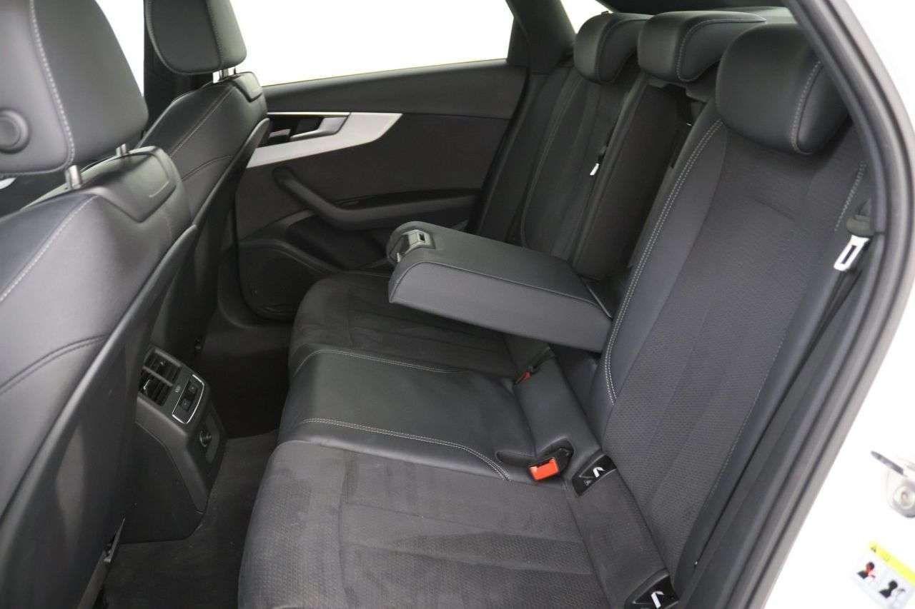 2023 AUDI A4 2023 AUDI A4