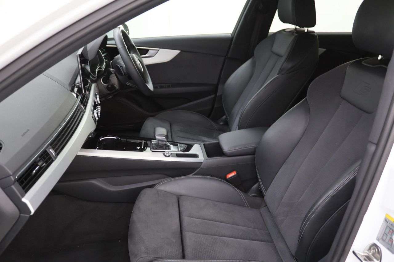 2023 AUDI A4 2023 AUDI A4