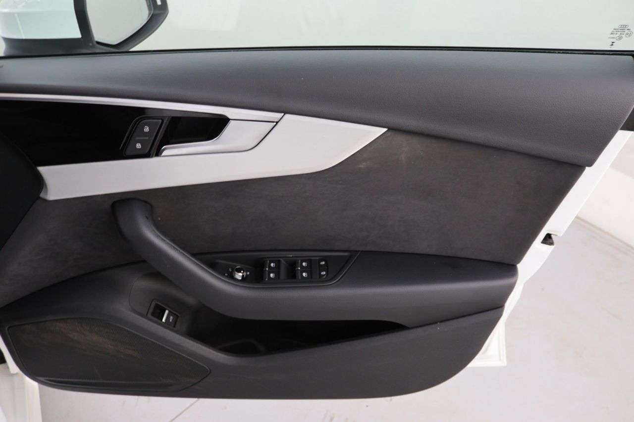 2023 AUDI A4 2023 AUDI A4