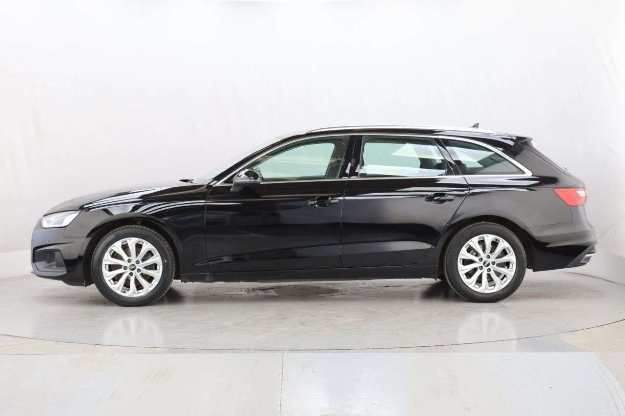 2022 AUDI A4 AVANT 2022 AUDI A4 AVANT