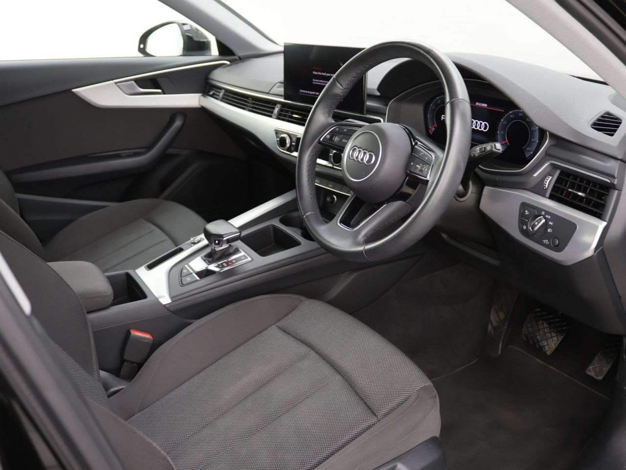 2022 AUDI A4 AVANT 2022 AUDI A4 AVANT