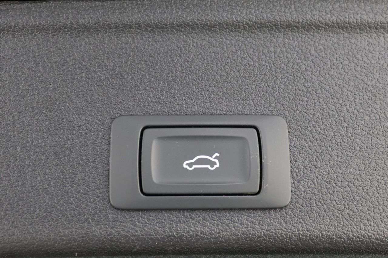 2022 AUDI A4 AVANT 2022 AUDI A4 AVANT