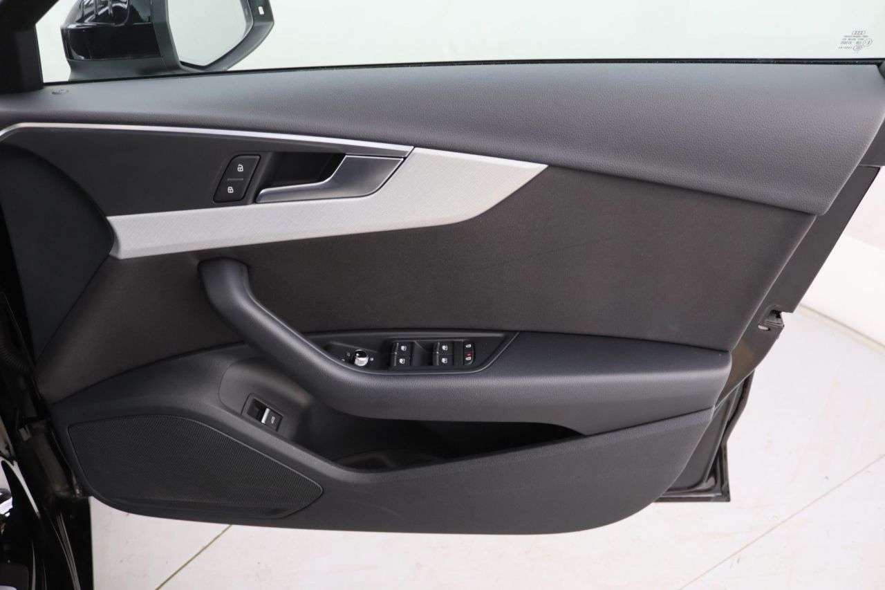 2022 AUDI A4 AVANT 2022 AUDI A4 AVANT