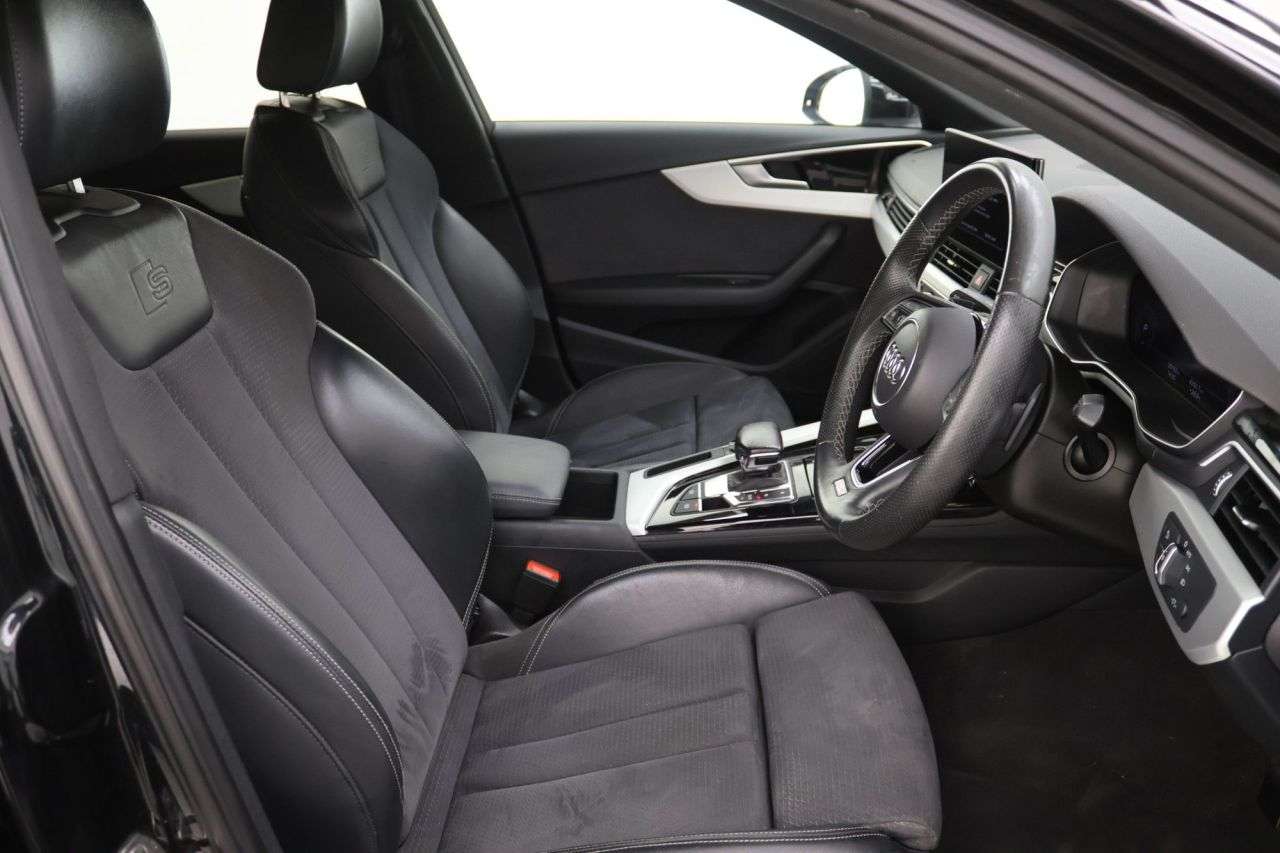 2022 AUDI A4 2022 AUDI A4