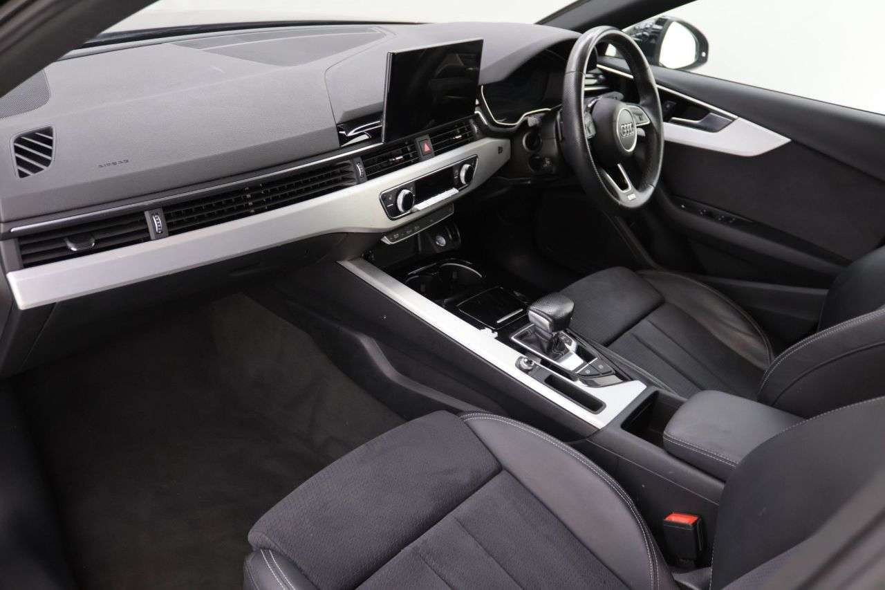 2022 AUDI A4 2022 AUDI A4