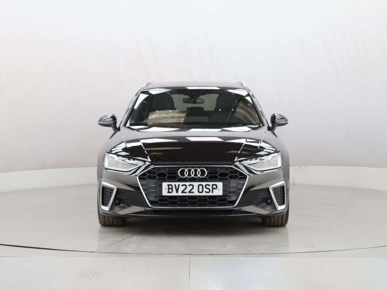 A 2022 AUDI A4 AVANT 2.0 TDI 35 S line Estate 5dr Diesel S Tronic Euro 6 (s/s) (163 ps) A 2022 AUDI A4 AVANT 2.0 TDI 35 S line Estate 5dr Diesel S Tronic Euro 6 (s/s) (163 ps)