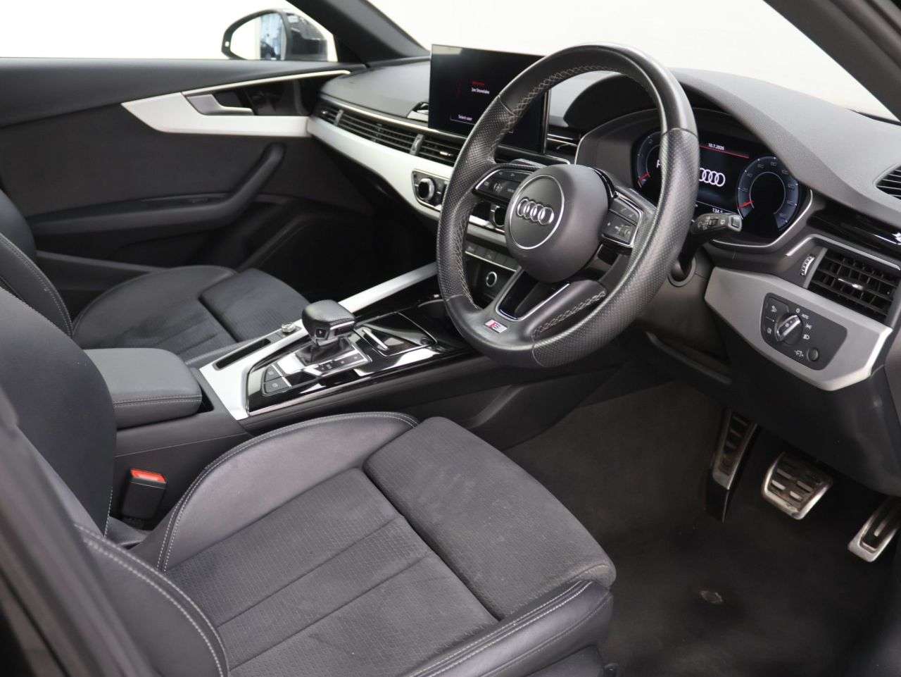 2022 AUDI A4 AVANT 2022 AUDI A4 AVANT